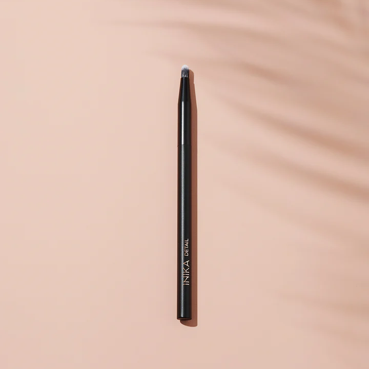 INIKA Organic Detail Brush