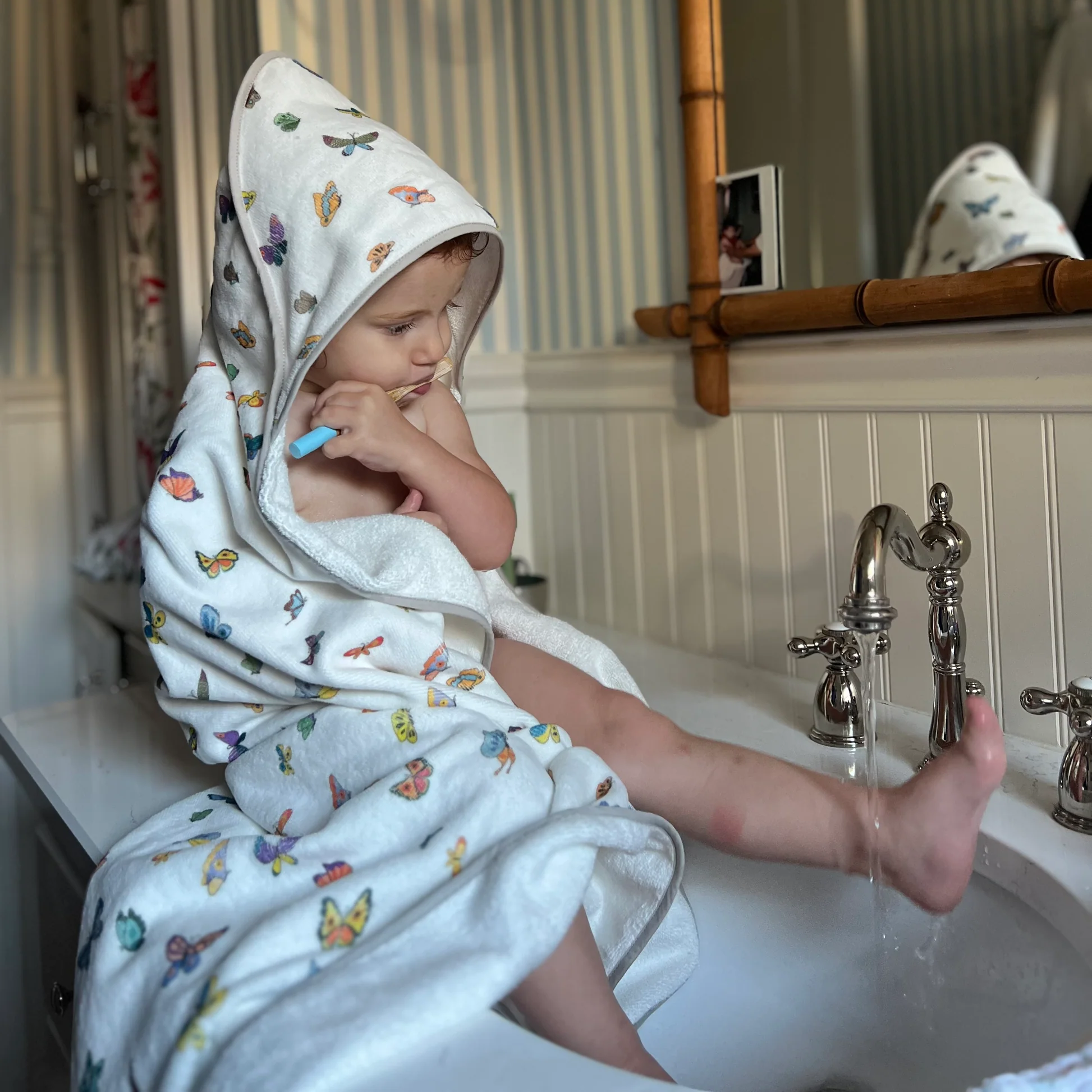 Madame Butterfly Hooded Bath Towel