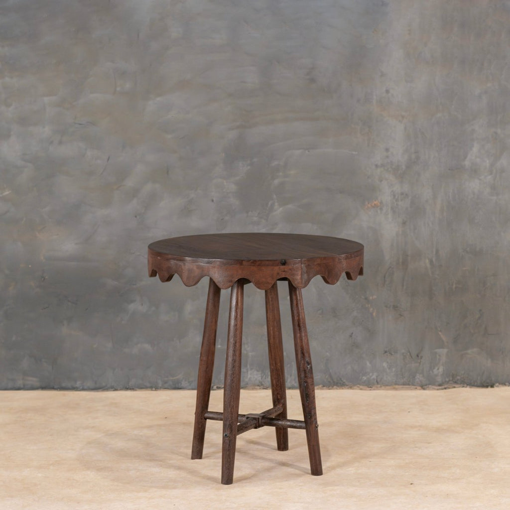 Heritage Round Accent Coffee Table