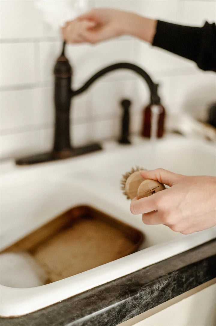 Scrub Brush for Pots and Pans