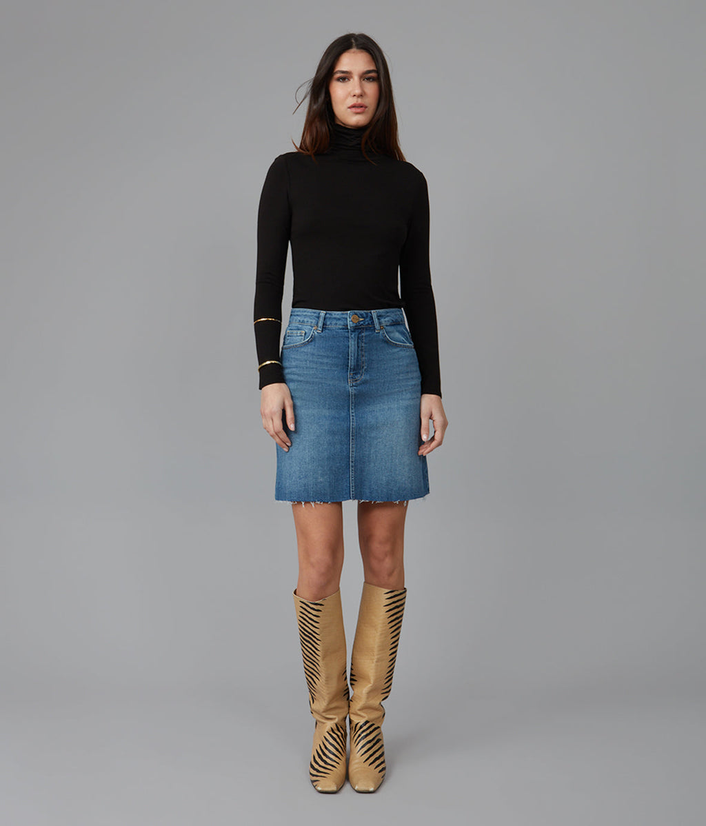 MADDY-MDL High Rise Mini Skirt