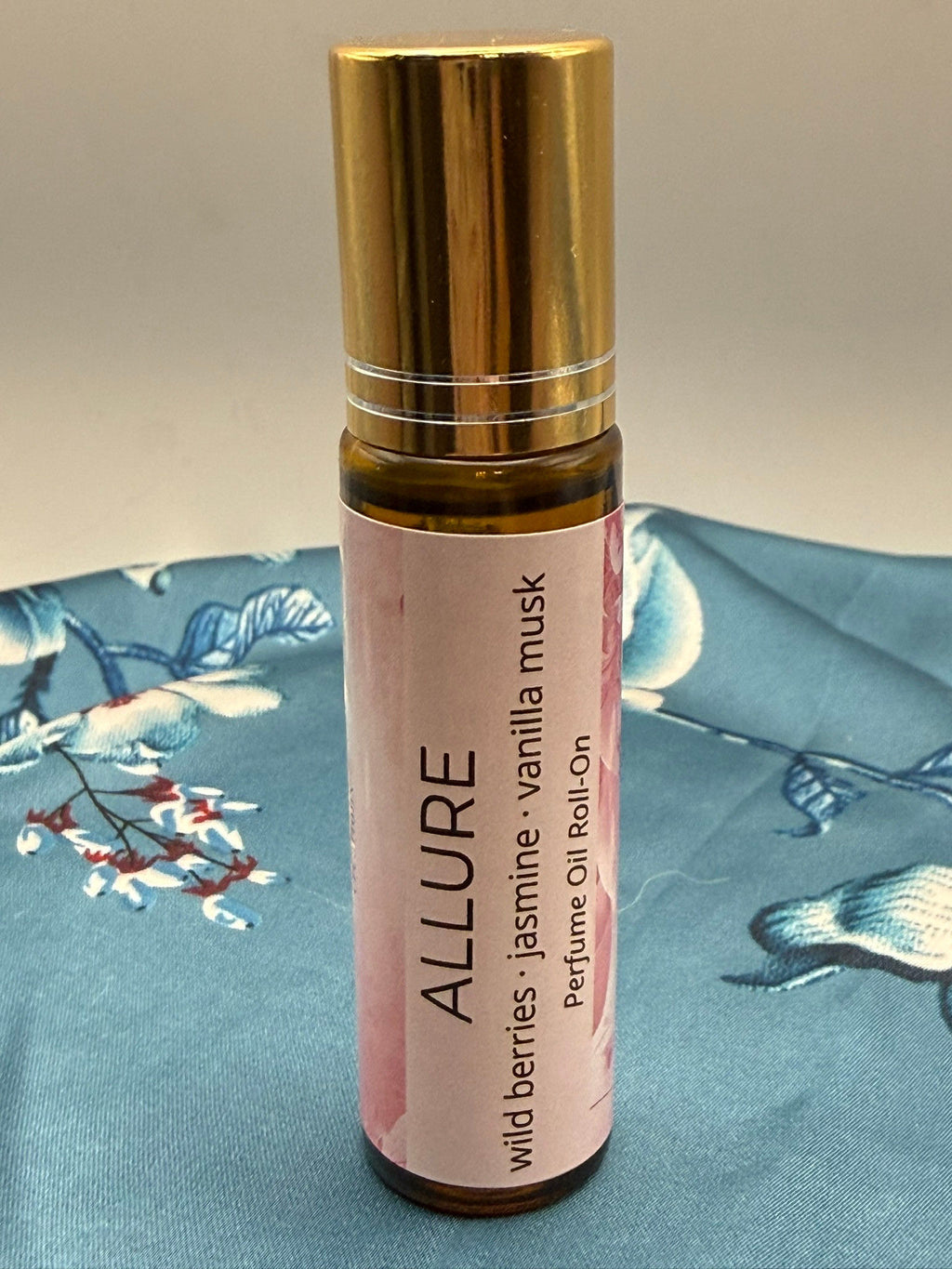Allure | 10 mL Perfume Oil Roll-On