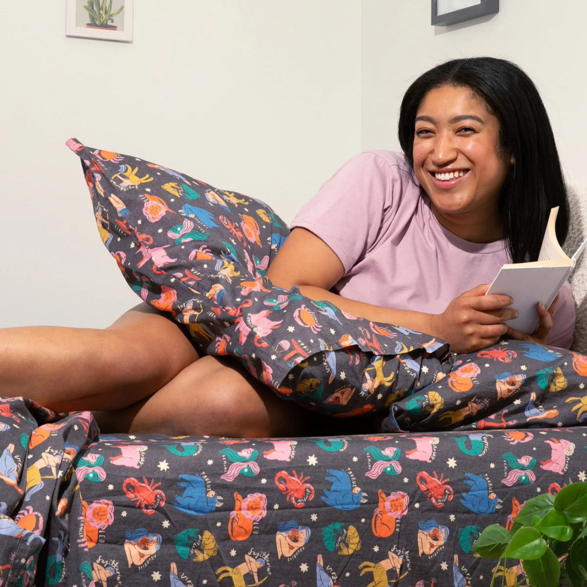 Cotton Sateen Pillowcase Set of 2 - Zodiac