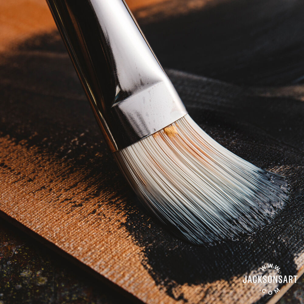 AKOYA White Synthetic Brushes