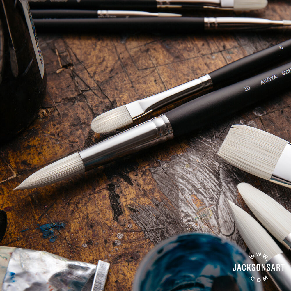 AKOYA White Synthetic Brushes